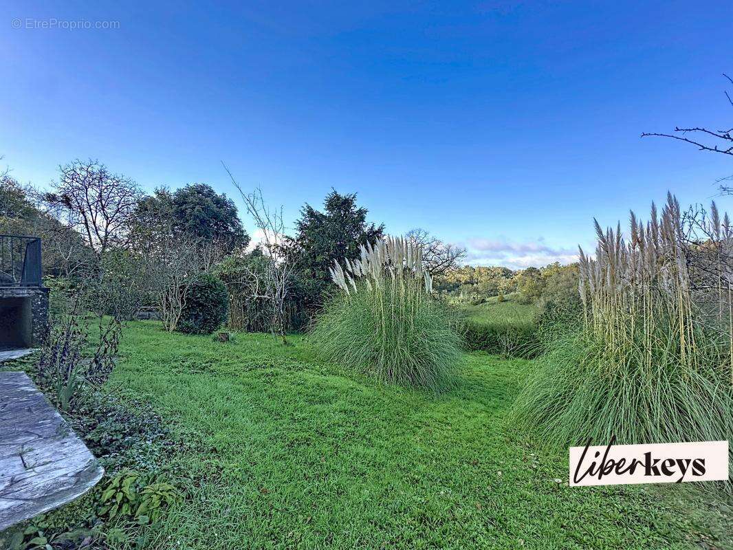 Maison à SIORAC-DE-RIBERAC