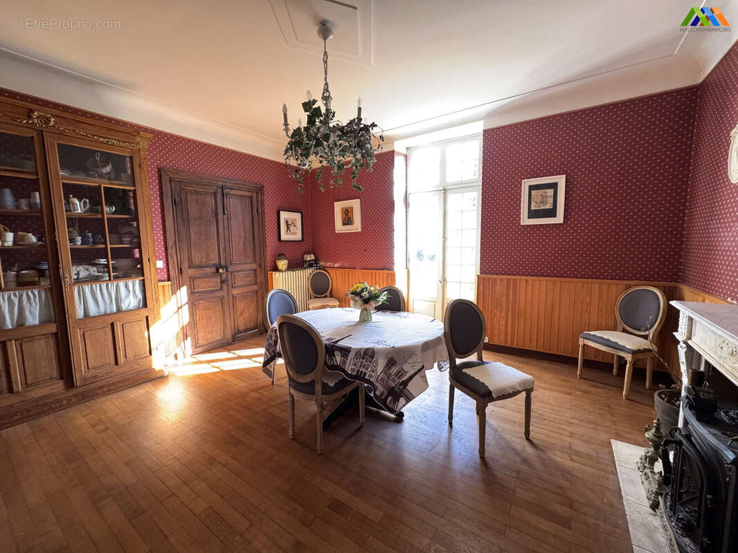 Maison 303 m² à Villecomtal-Sur-Arros  - photo 8