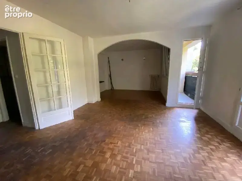 Appartement 5 pièces 81 m² à vendre à Livry-Gargan (93190) - photo 5