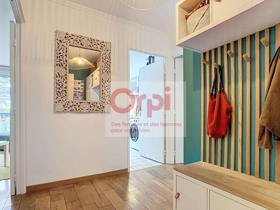 Appartement à ISSY-LES-MOULINEAUX