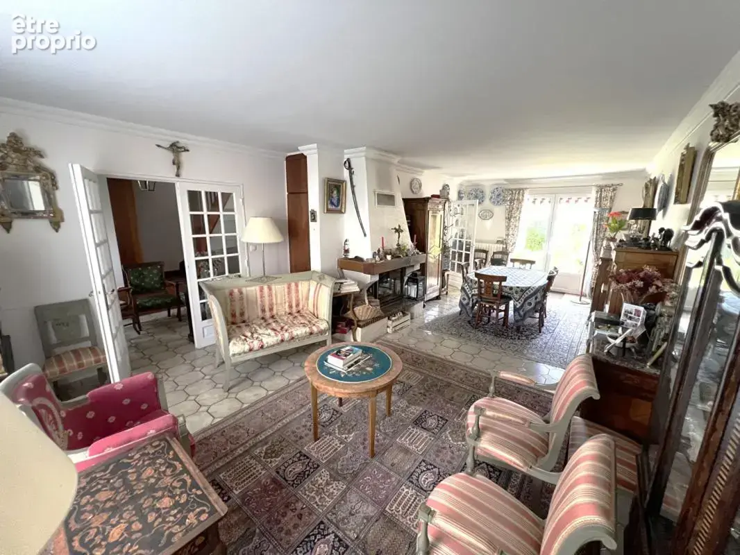 Maison Villepreux 9 pièces 7 chambres 180 m2 Type Marly - photo 5