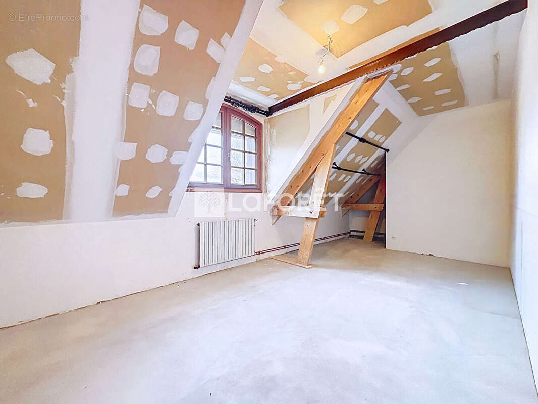 Maison à NOGENT-LE-PHAYE