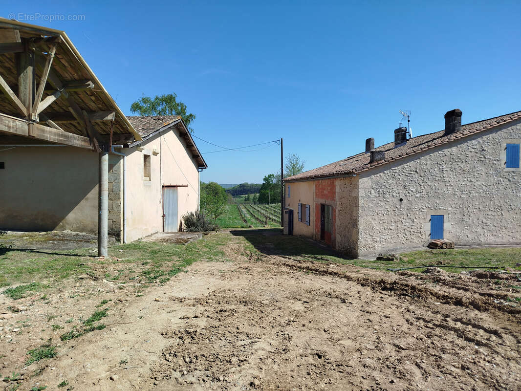 Maison à SAINTE-RADEGONDE