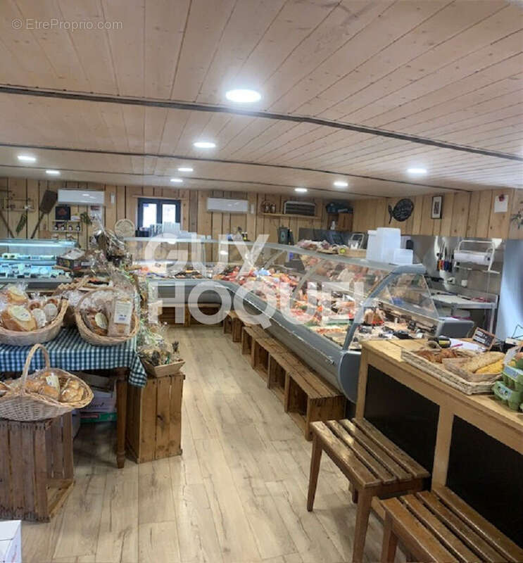 Commerce à MONTSAUCHE-LES-SETTONS