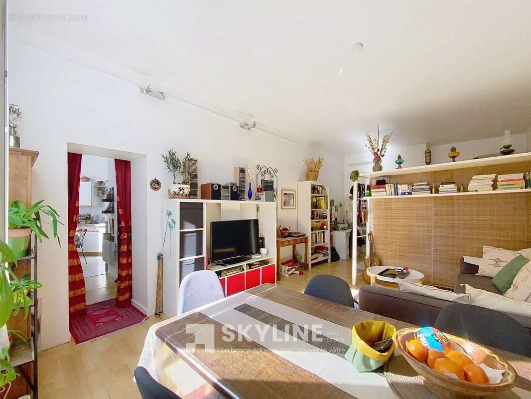 Appartement à MARSEILLE-6E
