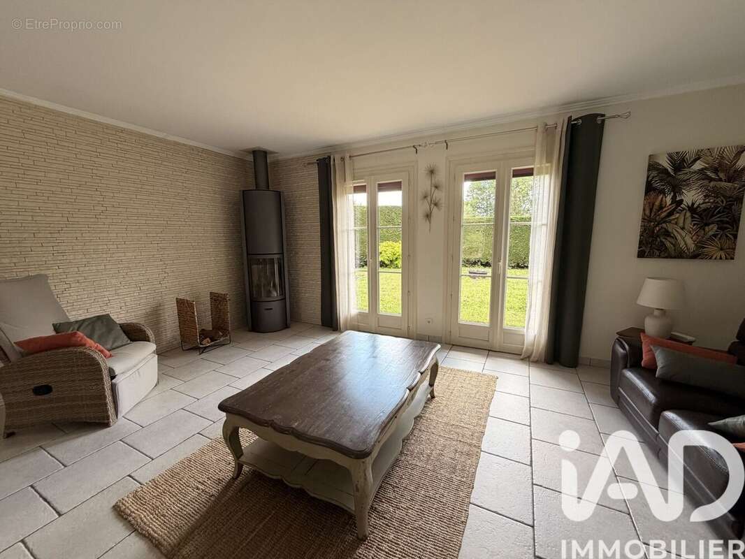 Photo 7 - Maison à VIGNOUX-SUR-BARANGEON