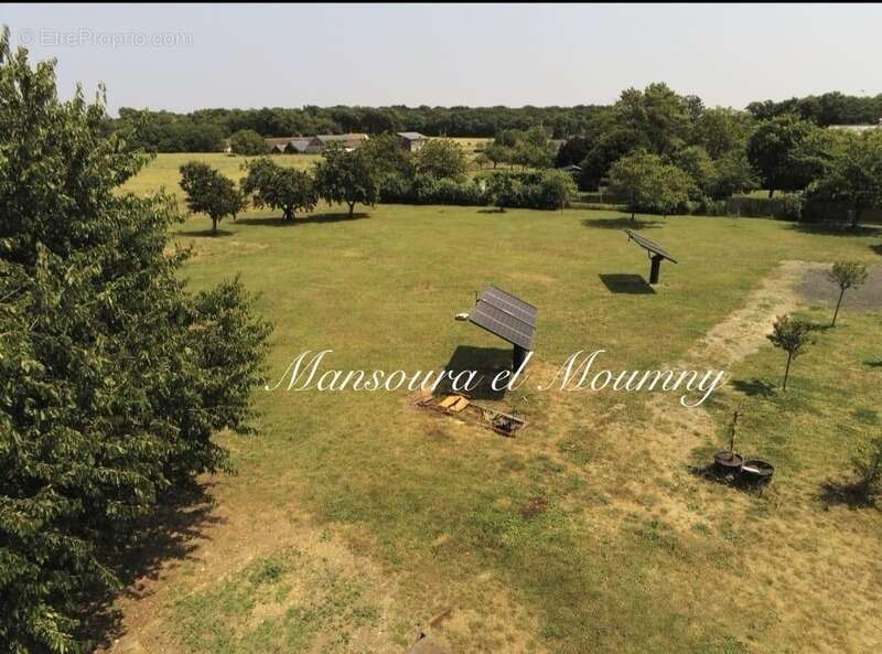 Maison à AZAY-SUR-CHER