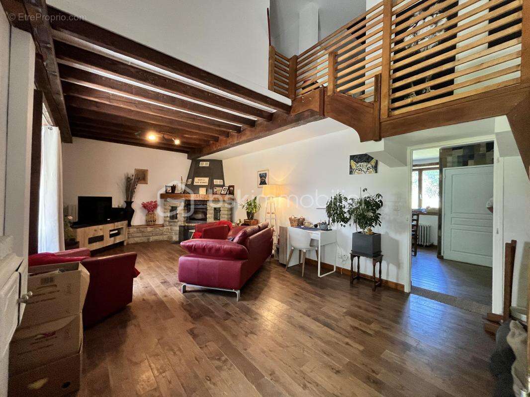 Maison à ALBENS