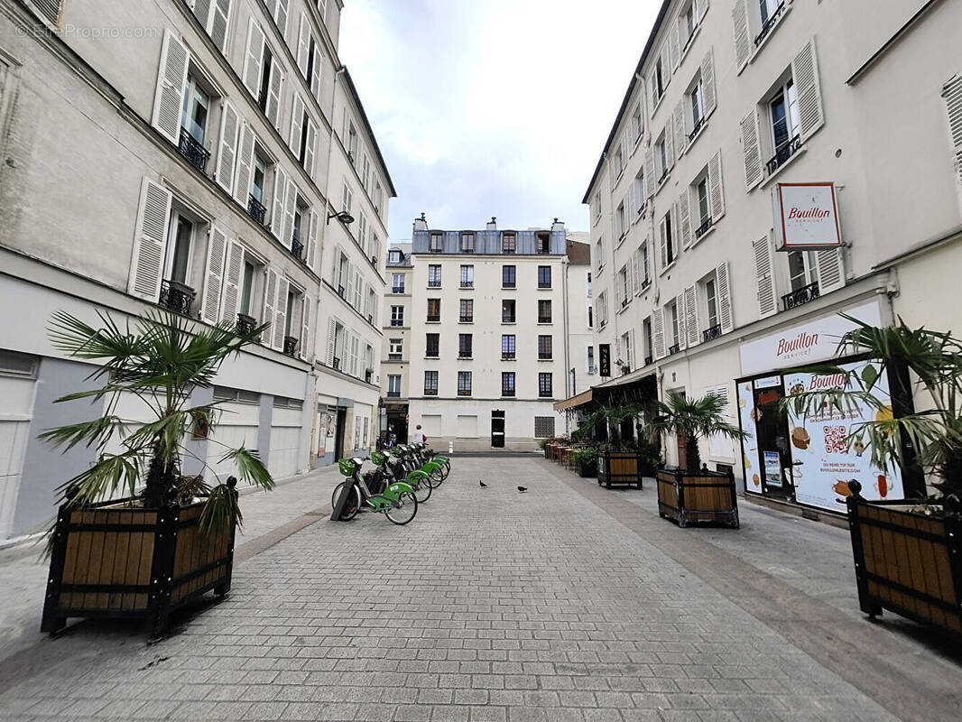 Appartement à PARIS-7E
