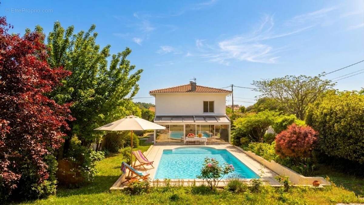 Maison à SAINT-PALAIS-SUR-MER