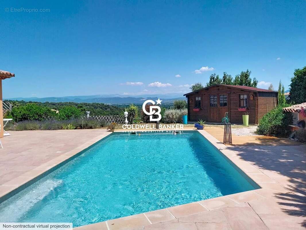 Saint-Aygulf – Élégante propriété familiale avec appartement indépendant, piscine et cadre naturel d'exception. - photo 4