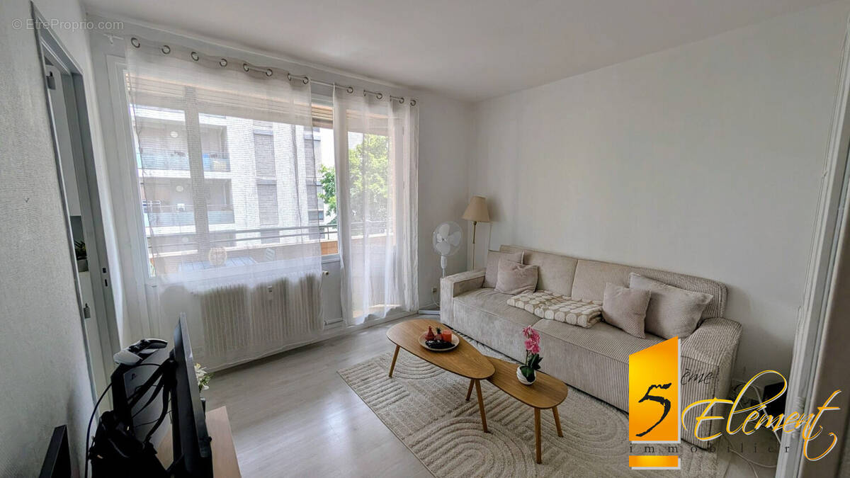Appartement à LYON-8E