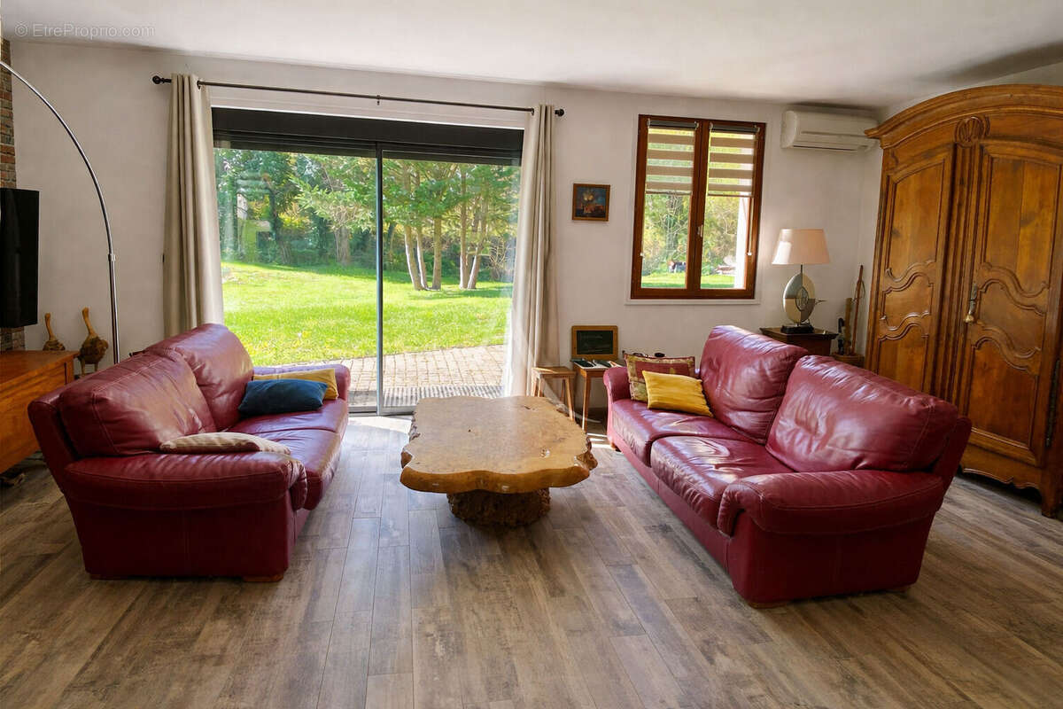 Maison à BRAY-EN-VAL