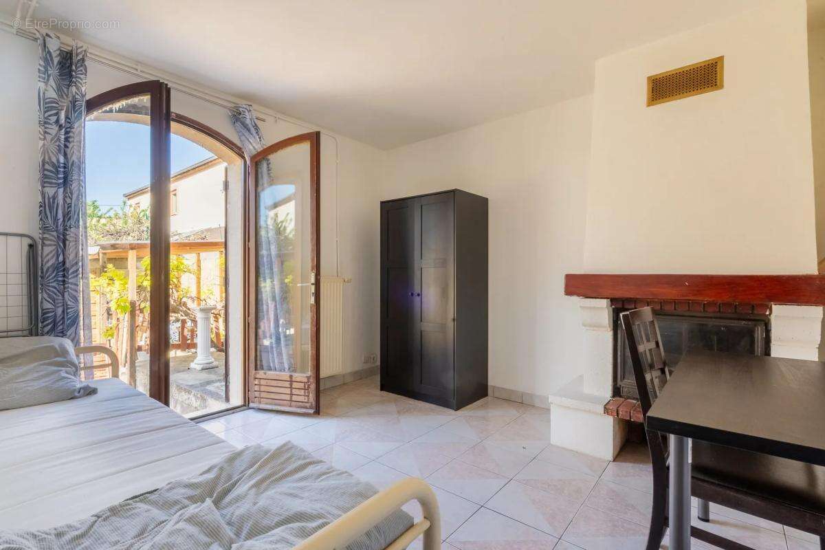 Maison à SAINT-DENIS