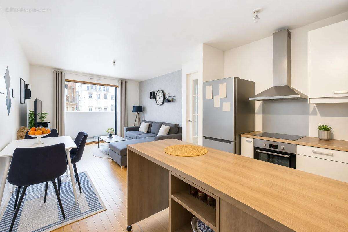 Appartement à COLOMBES