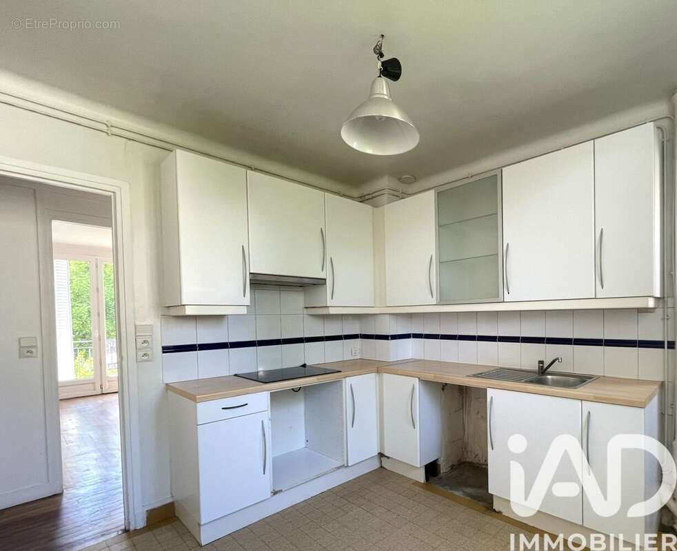 Photo 8 - Appartement à BOURG-LA-REINE