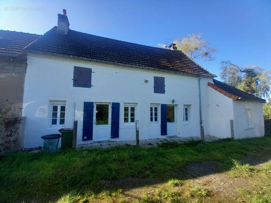 Maison à MOULINS-ENGILBERT