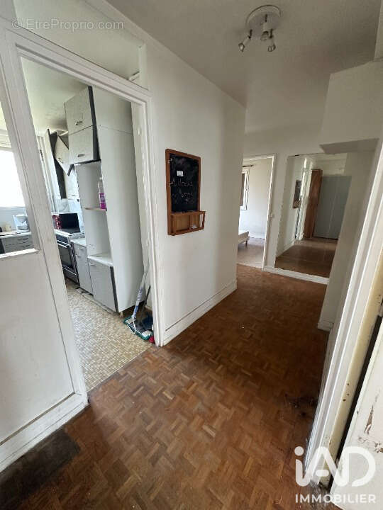 Photo 2 - Appartement à VILLETANEUSE