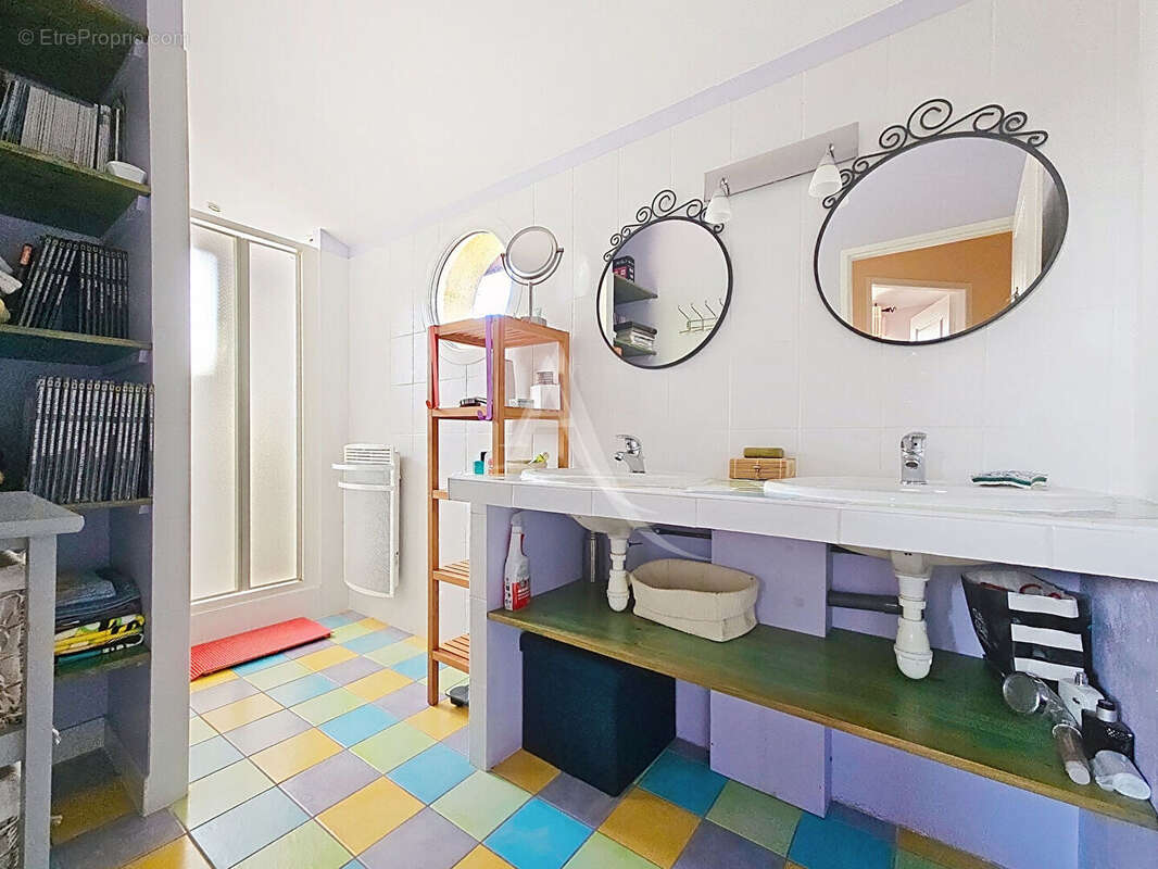 Maison à LAPEYROUSE-FOSSAT