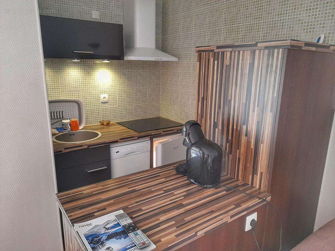 Appartement à EAUX-BONNES