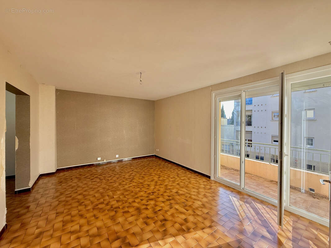 Appartement à BEZIERS