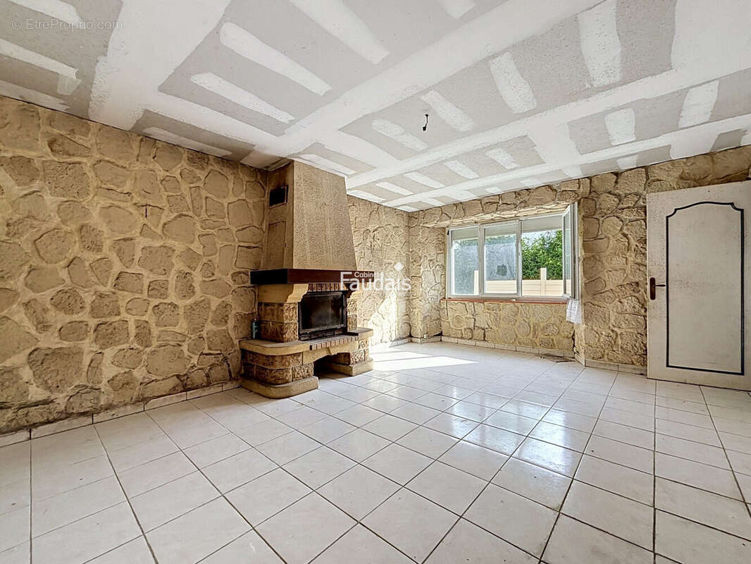 Maison 103 m² à La Meauffe  - photo 2