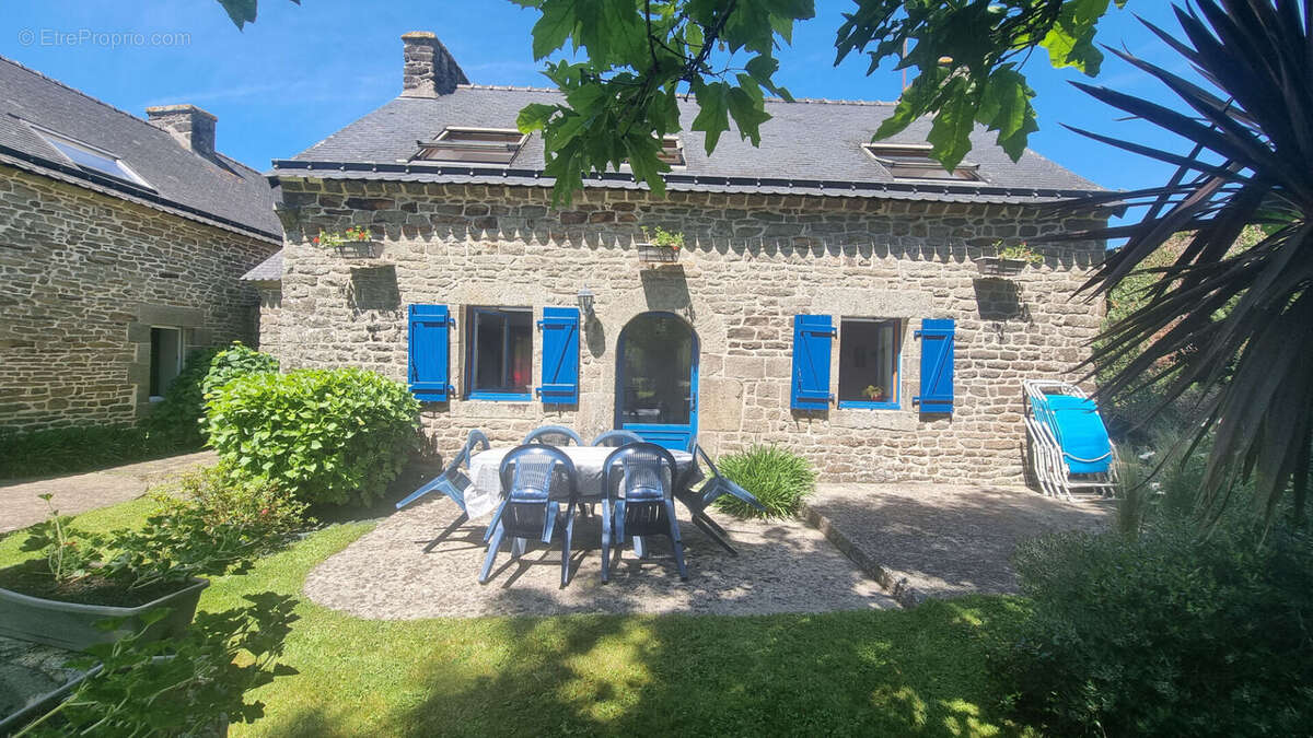 Maison à LOCMARIA-GRAND-CHAMP