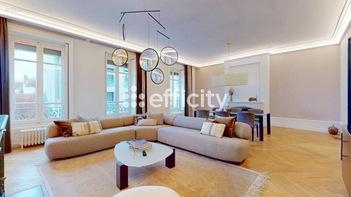 Appartement à LYON-6E