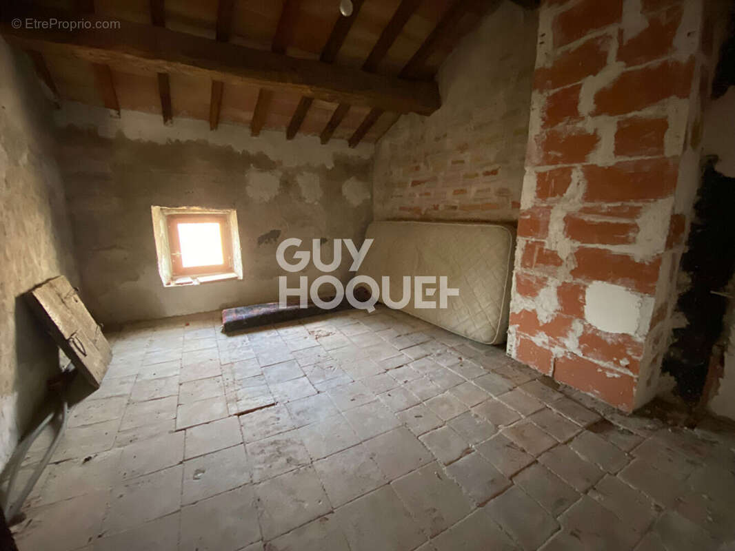 A vendre Maison T4  à trois étage à Trausse - photo 6