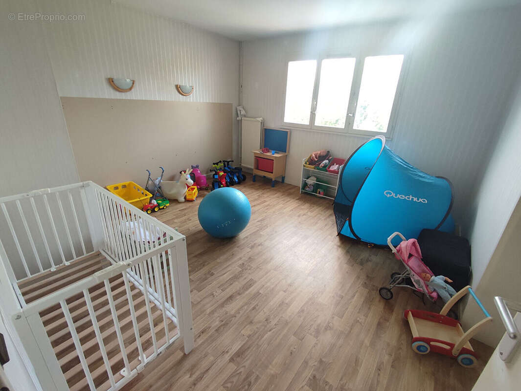 Maison à SAINT-JEAN-DE-BRAYE