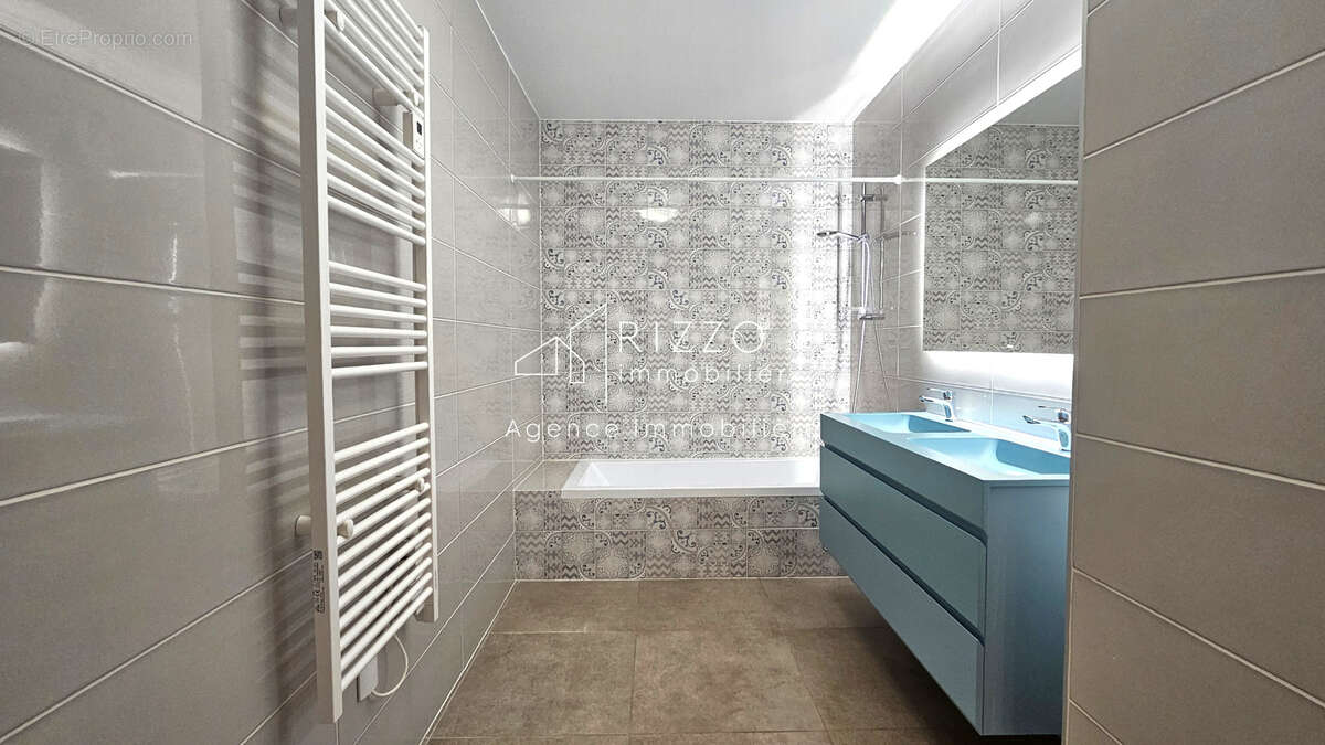 Appartement à DIVONNE-LES-BAINS