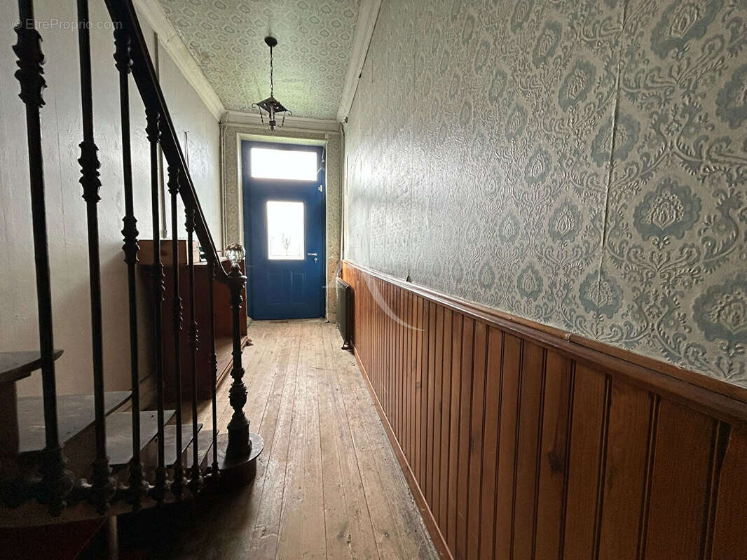 Maison à MOMBRIER