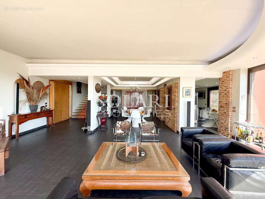 Villa de 300 m² avec piscine et vue mer - photo 6