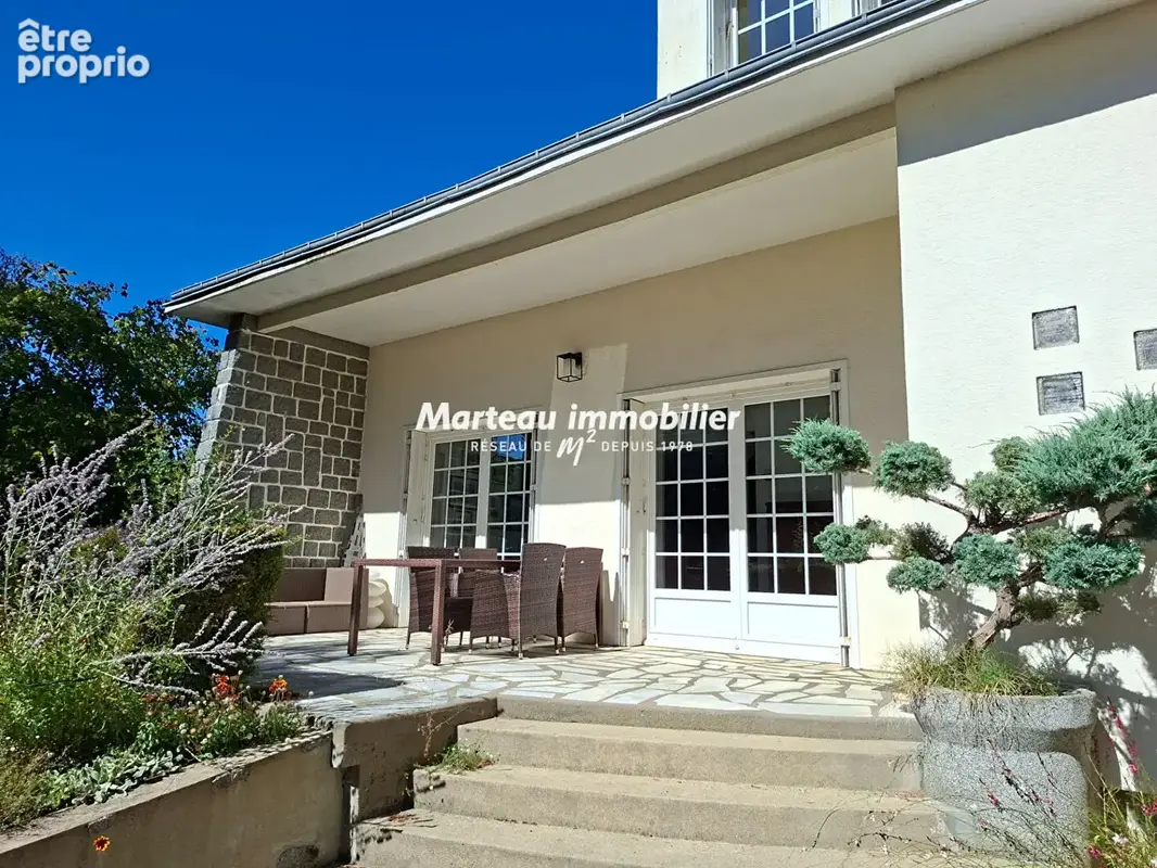 Photo Maison à Change au prix de 443 000€