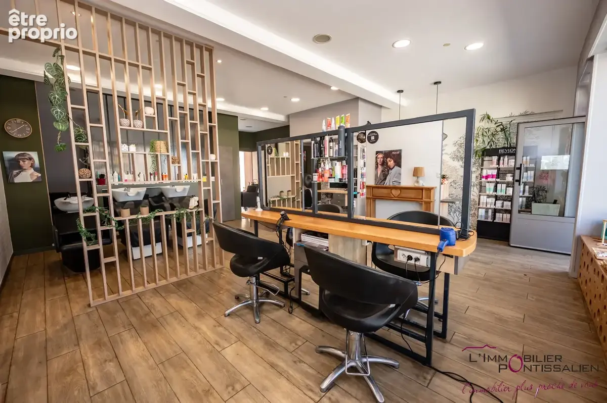Salon de coiffure à Frasne - photo 2