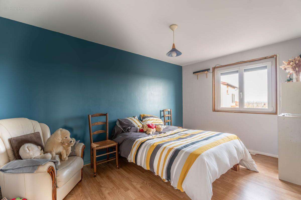 Maison à FLEURIEUX-SUR-L'ARBRESLE