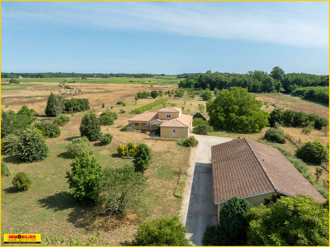 Maison à LANDIRAS