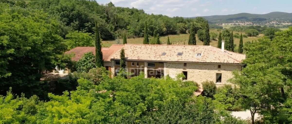 Entre Uzès et La Roque-sur-Cèze, Éden Provençal : Mas du XVIIIe & Son Domaine Privé sur 3,3 hectares - photo 23