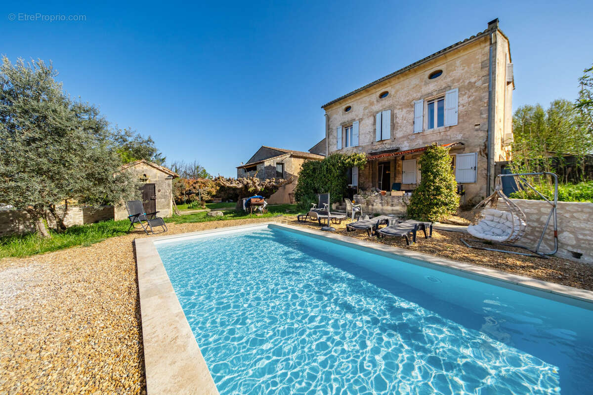 Maison à BONNIEUX
