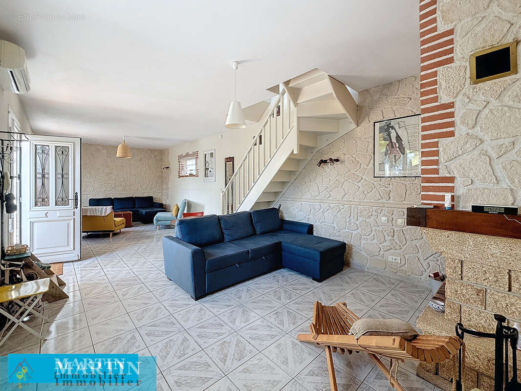 Maison en pierre avec jardin - photo 9