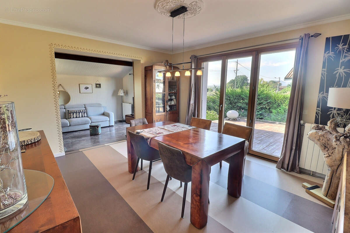 Maison à ANTHY-SUR-LEMAN