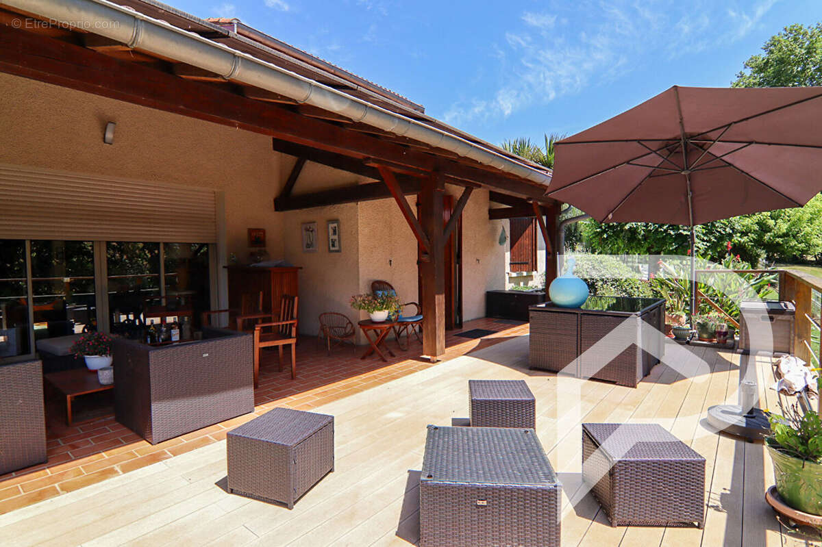 Maison à L&#039;ISLE-JOURDAIN