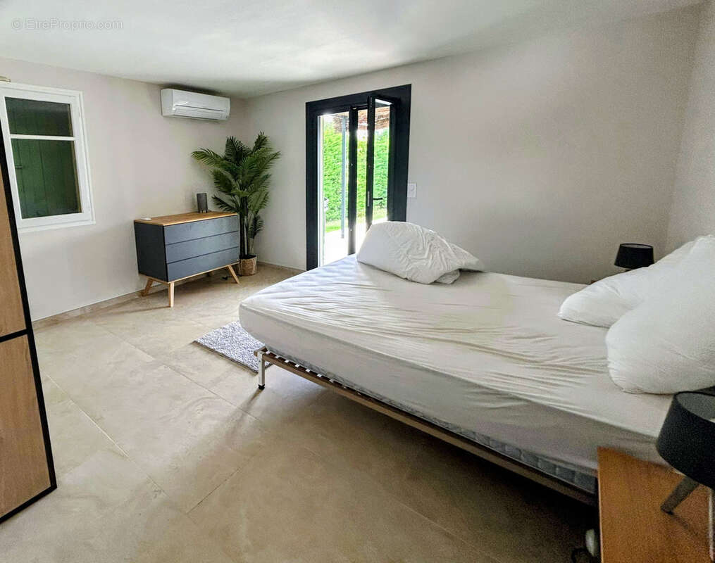 Maison à LAROQUE-DES-ALBERES