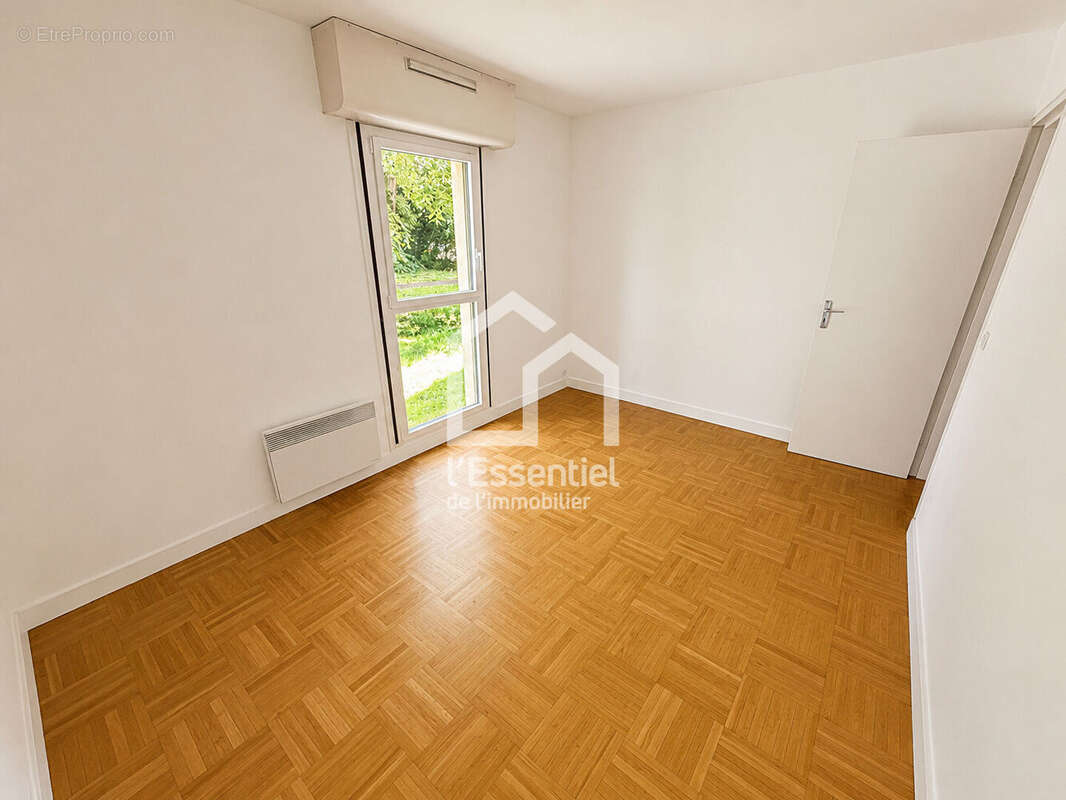 Appartement à VERNEUIL-SUR-SEINE