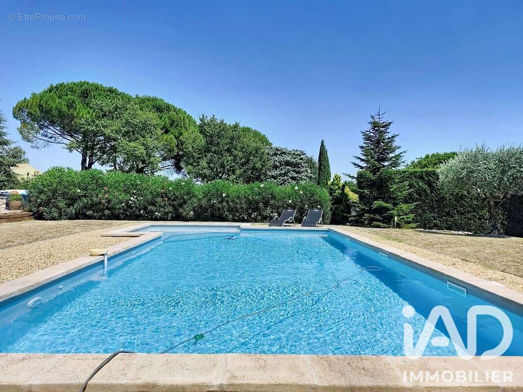 Maison 270 m² à Rochegude  - photo 8