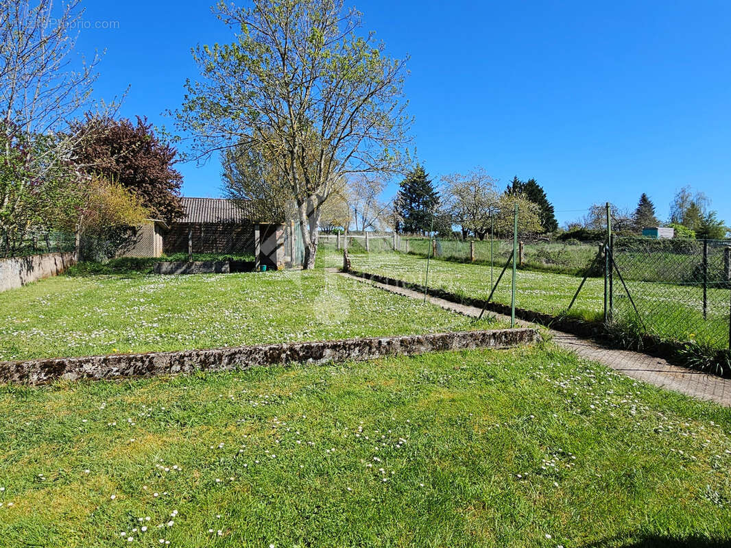 Maison à SAINT-LEON