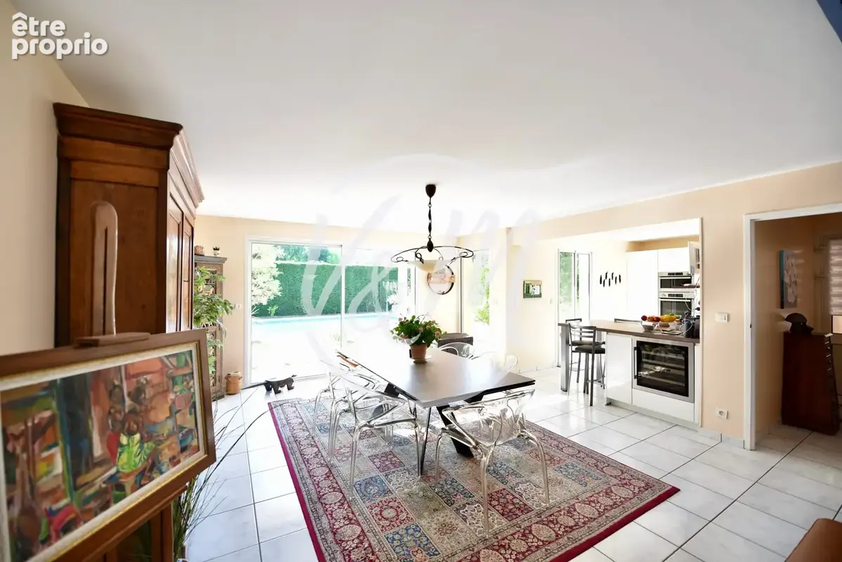 Maison 5 pièces 135 m² à vendre à Ares (33740) - photo 2