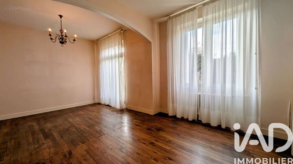 Photo 8 - Maison à NANTIAT