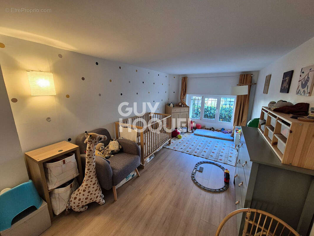 Appartement à OULLINS