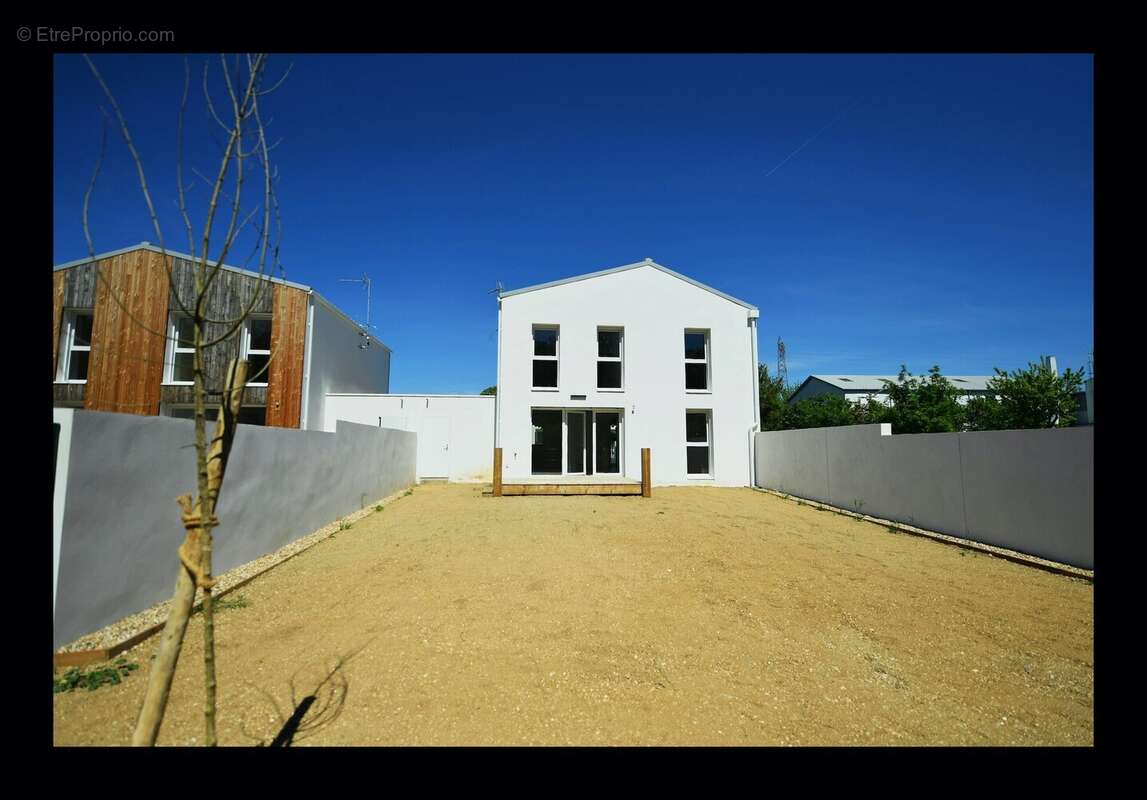 Maison à PERIGNY